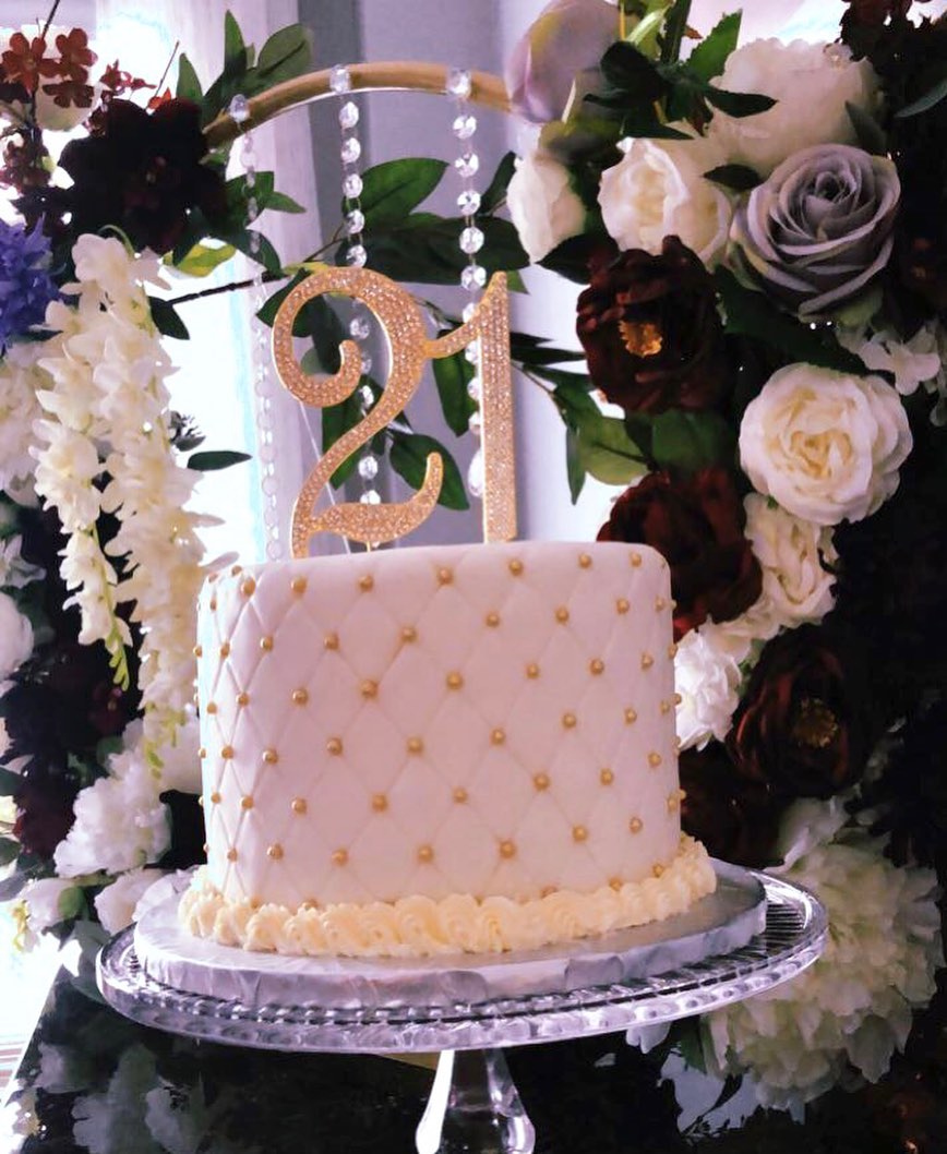 Julia's Sweet Eats dessert